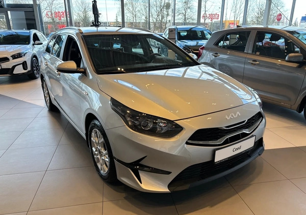 Kia Ceed cena 97900 przebieg: 14332, rok produkcji 2023 z Gliwice małe 92